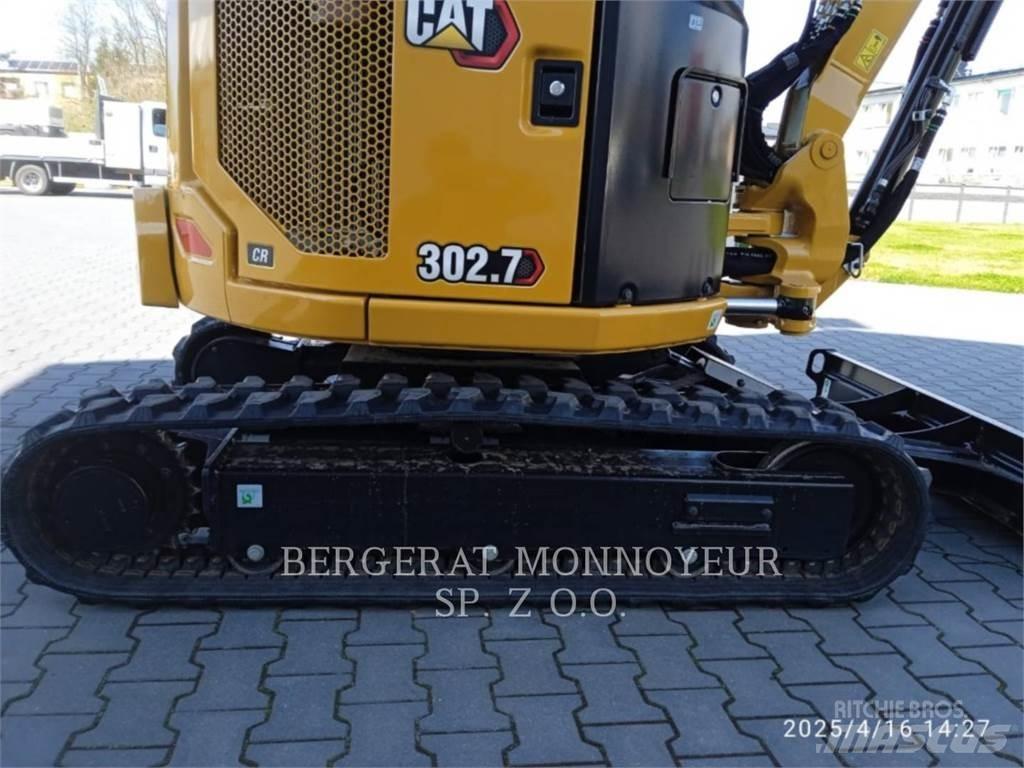 CAT 302.7 Pelle sur chenilles