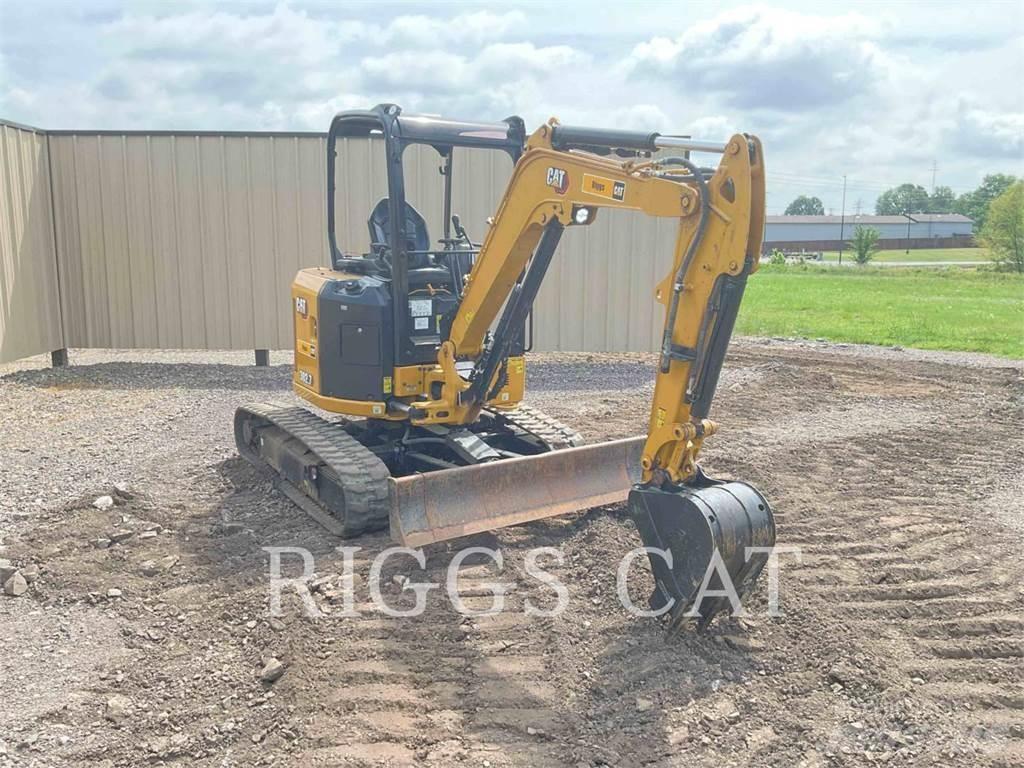 CAT 302.7 Pelle sur chenilles