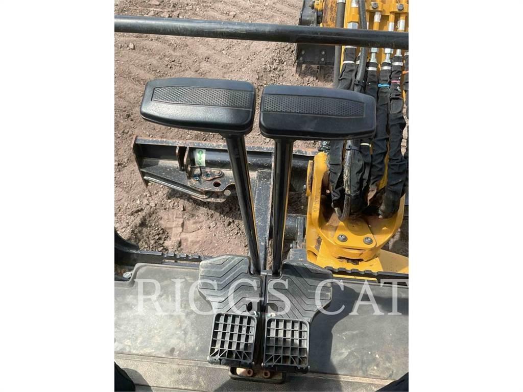 CAT 302.7 Pelle sur chenilles