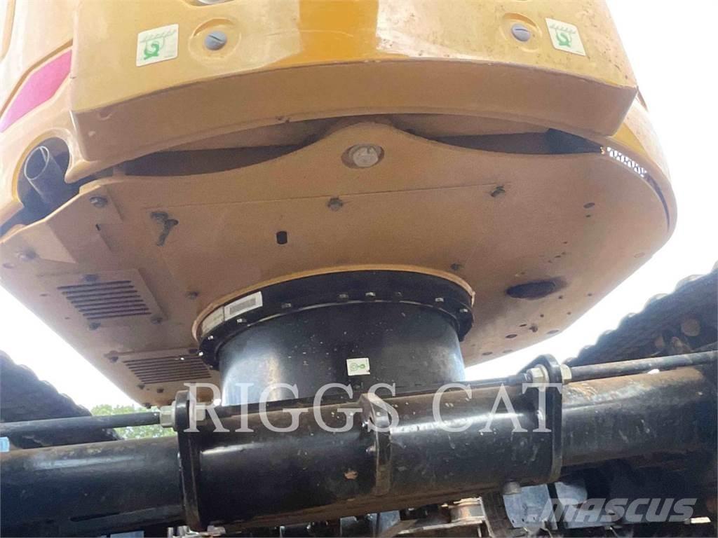 CAT 302.7 Pelle sur chenilles