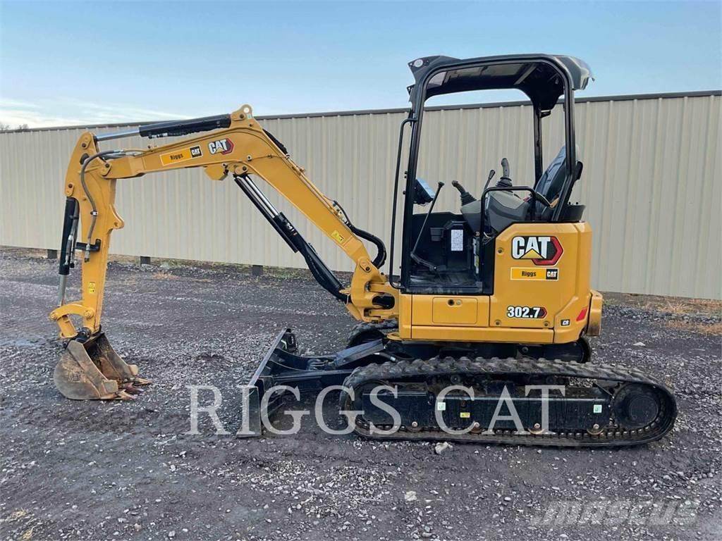 CAT 302.7 Pelle sur chenilles