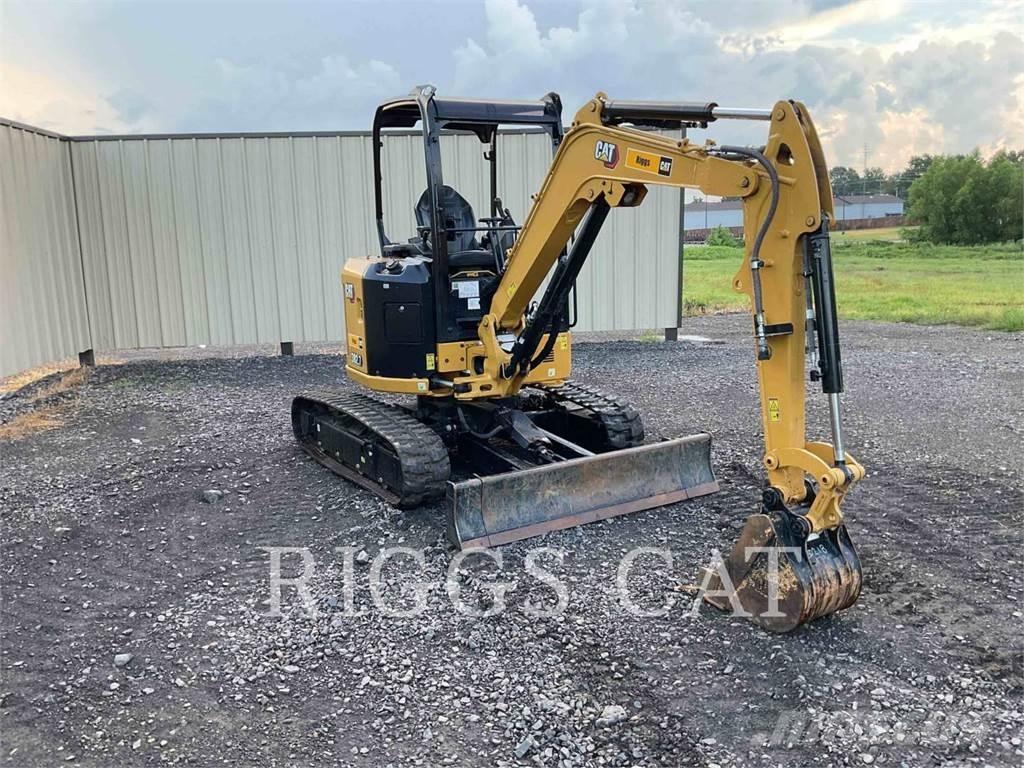 CAT 302.7 Pelle sur chenilles