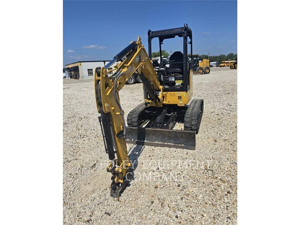 CAT 302.7-07LO Pelle sur chenilles