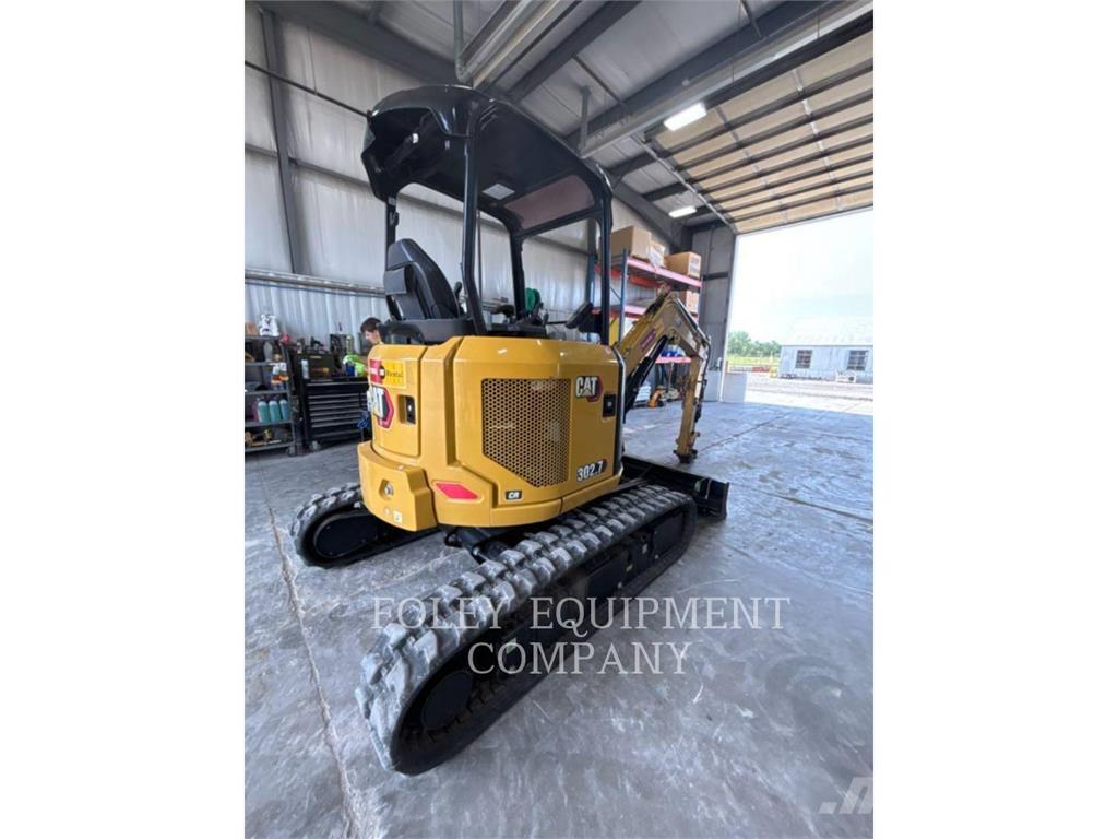 CAT 302.7-07LO Pelle sur chenilles