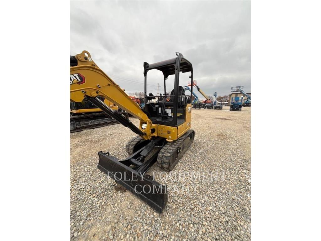CAT 302.7-07LO Pelle sur chenilles