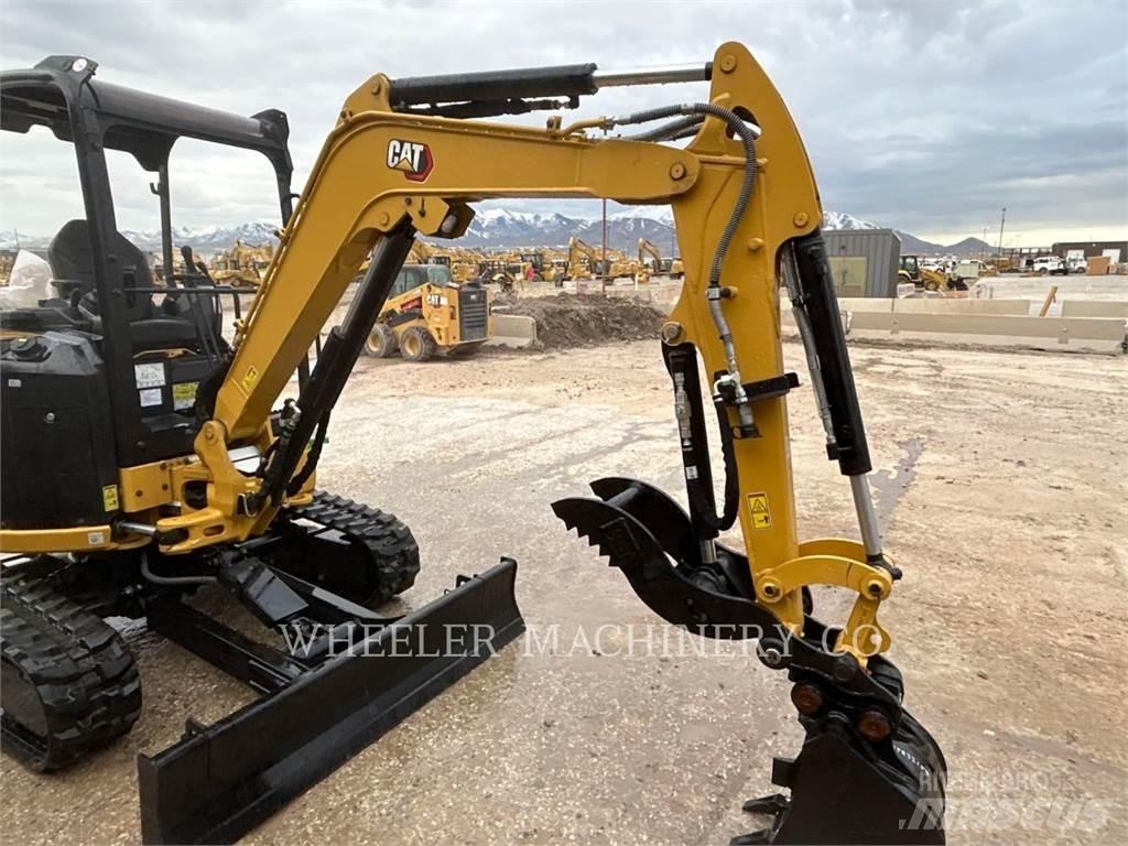 CAT 302.7 C1TH Pelle sur chenilles