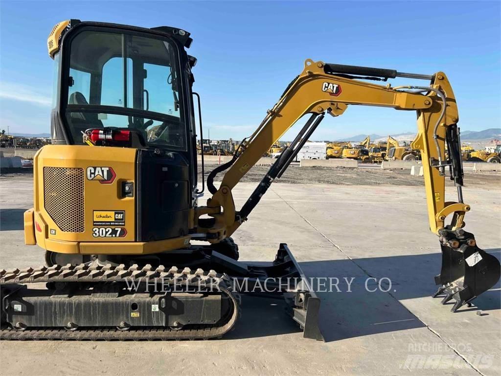 CAT 302.7 C3 Pelle sur chenilles