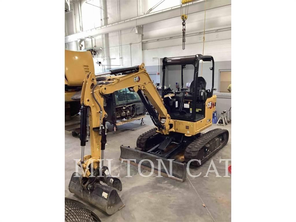 CAT 302.707CR Pelle sur chenilles