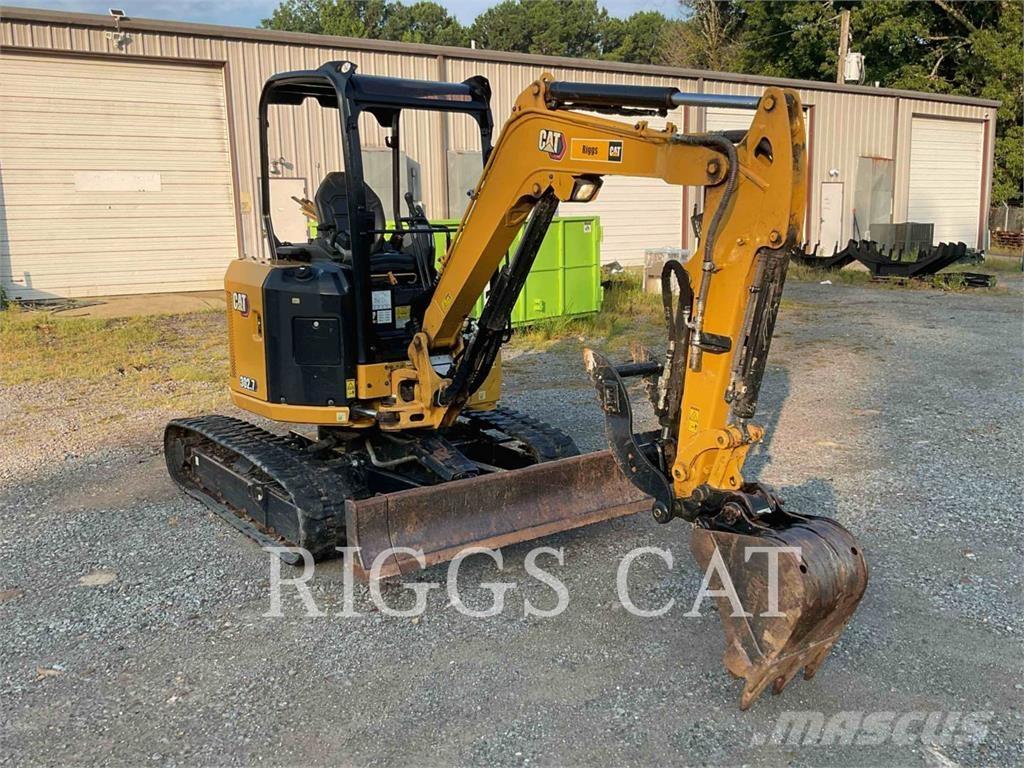 CAT 302.707CR Pelle sur chenilles