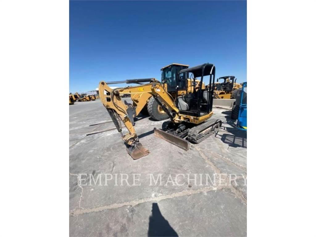 CAT 302.7D CR Pelle sur chenilles