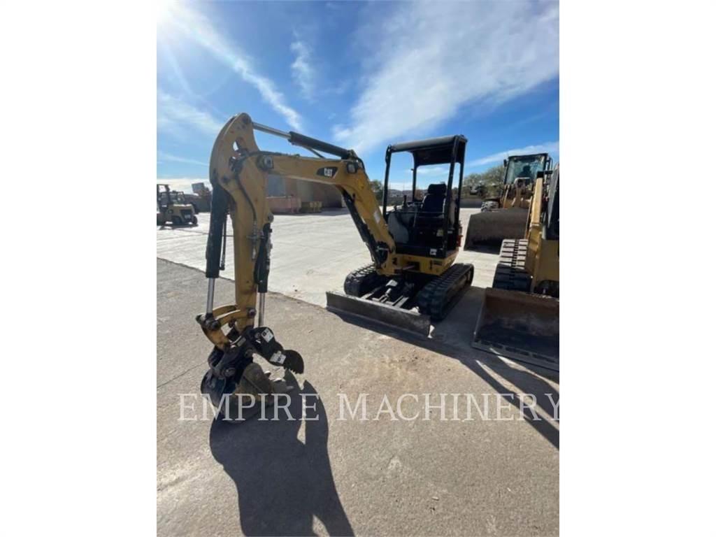 CAT 302.7D CR Pelle sur chenilles