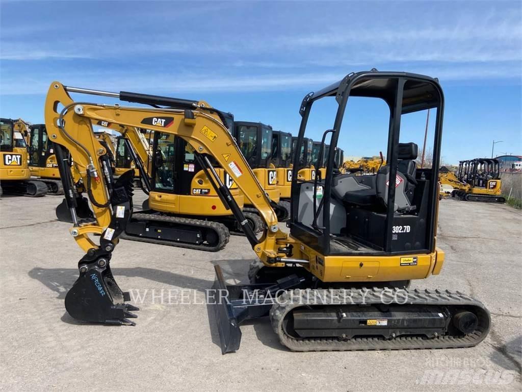 CAT 302.7DC1TH Pelle sur chenilles