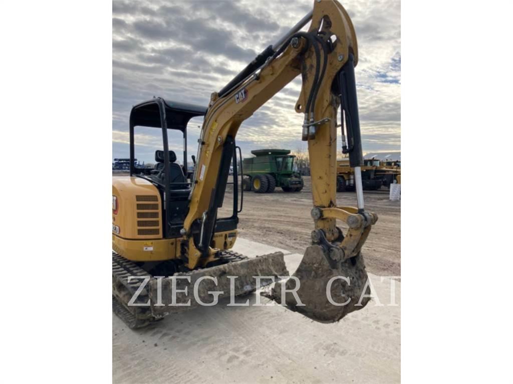 CAT 302.7DCR Pelle sur chenilles