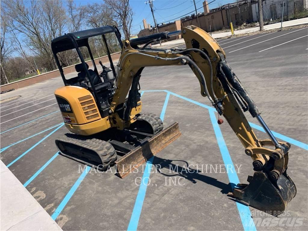 CAT 302.7DCR Pelle sur chenilles
