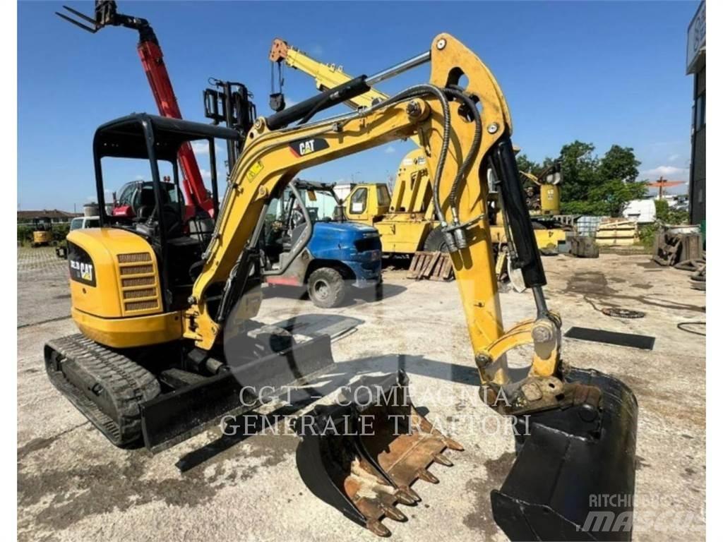 CAT 302.7DCR Pelle sur chenilles