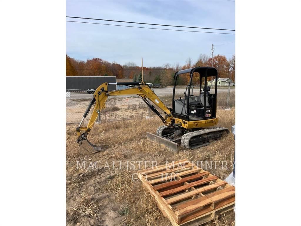CAT 302.7DCR Pelle sur chenilles