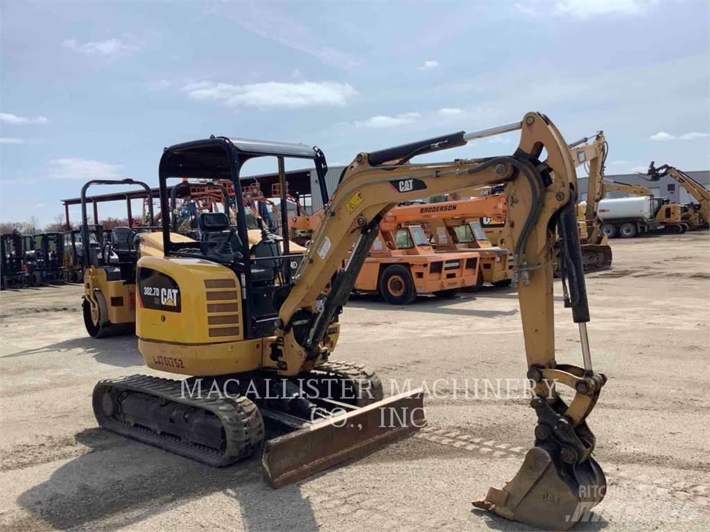 CAT 302.7DCR Pelle sur chenilles