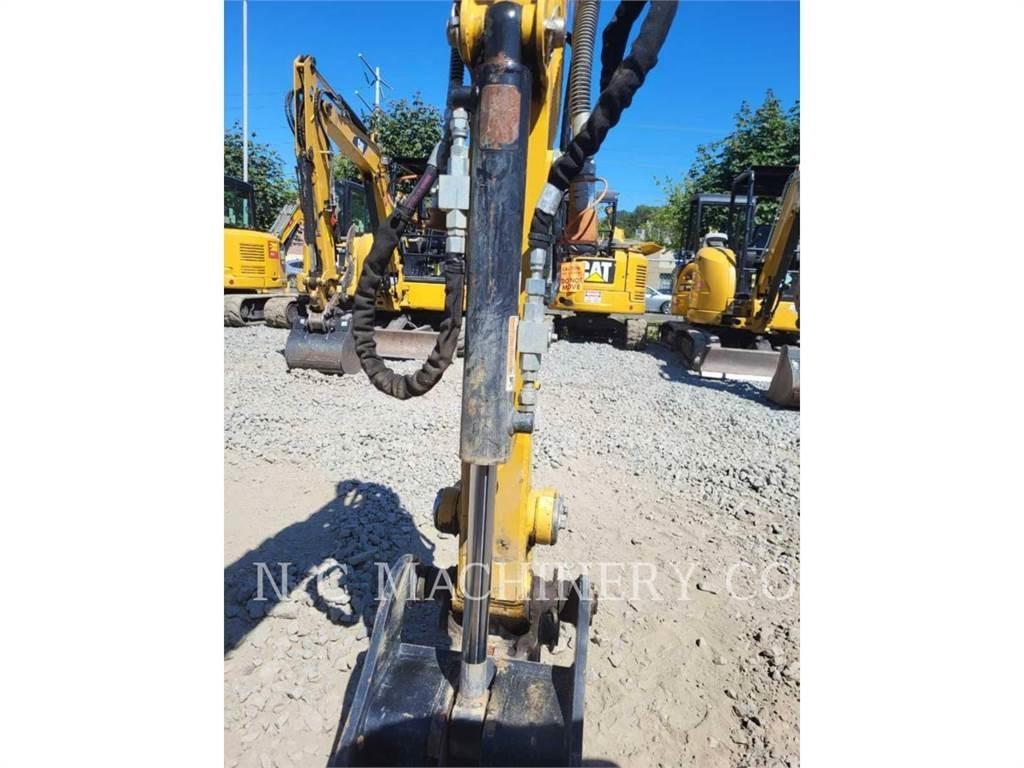 CAT 302.7DCRCN Pelle sur chenilles