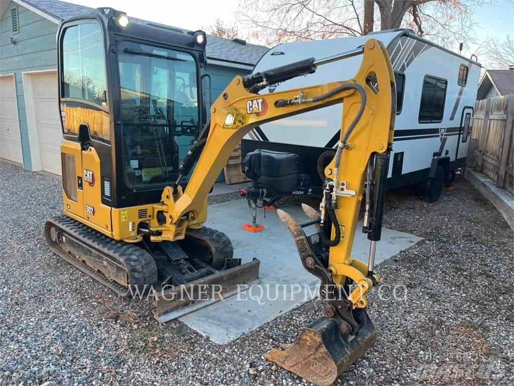 CAT 302 CR THB Pelle sur chenilles
