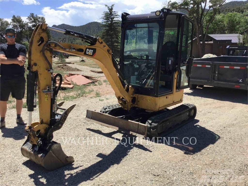 CAT 302 THB Pelle sur chenilles