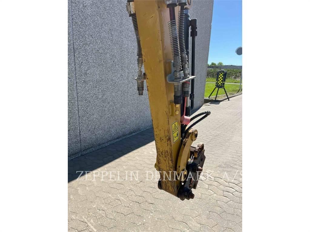 CAT 30205CR Pelle sur chenilles