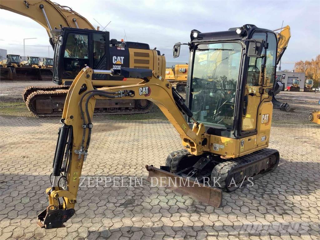 CAT 30205CR Pelle sur chenilles