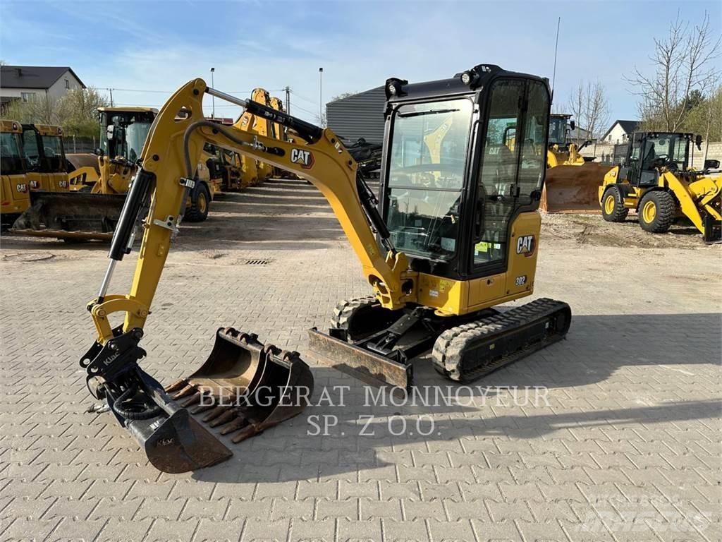 CAT 302CR Pelle sur chenilles