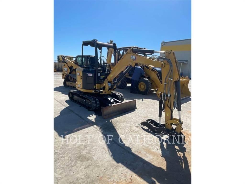 CAT 303 Pelle sur chenilles