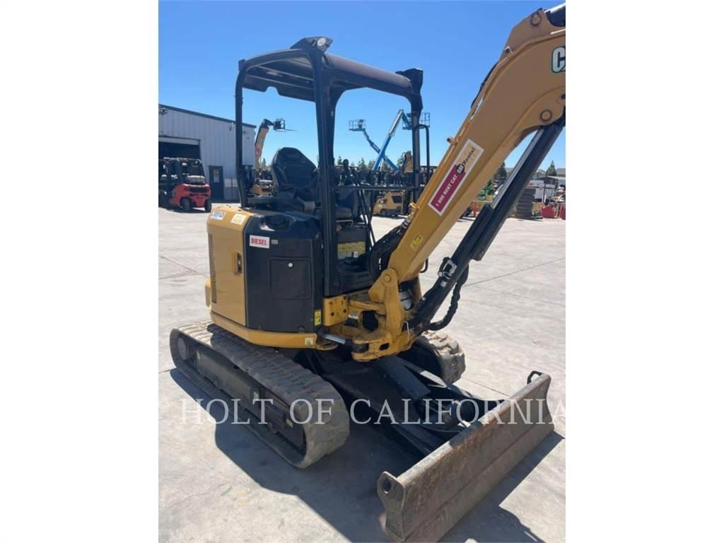 CAT 303 Pelle sur chenilles