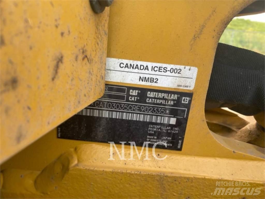 CAT 303.5 Pelle sur chenilles