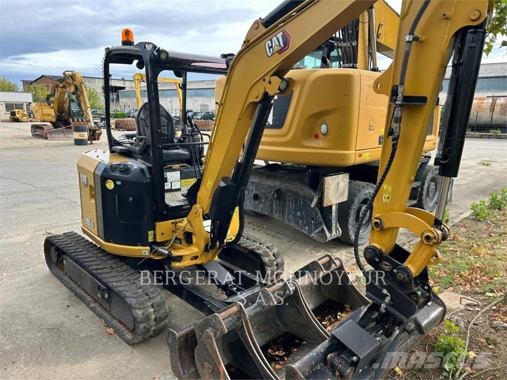 CAT 303.5 Pelle sur chenilles