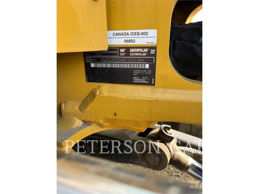 CAT 303.5 Pelle sur chenilles