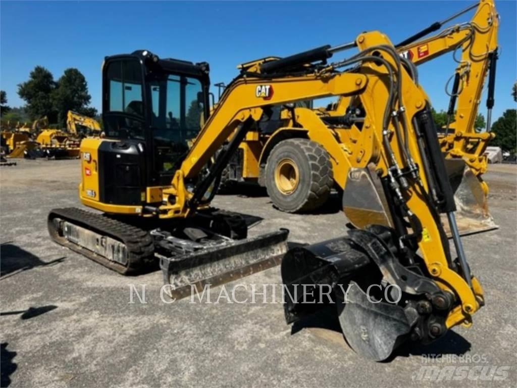 CAT 303.5 CRCB Pelle sur chenilles