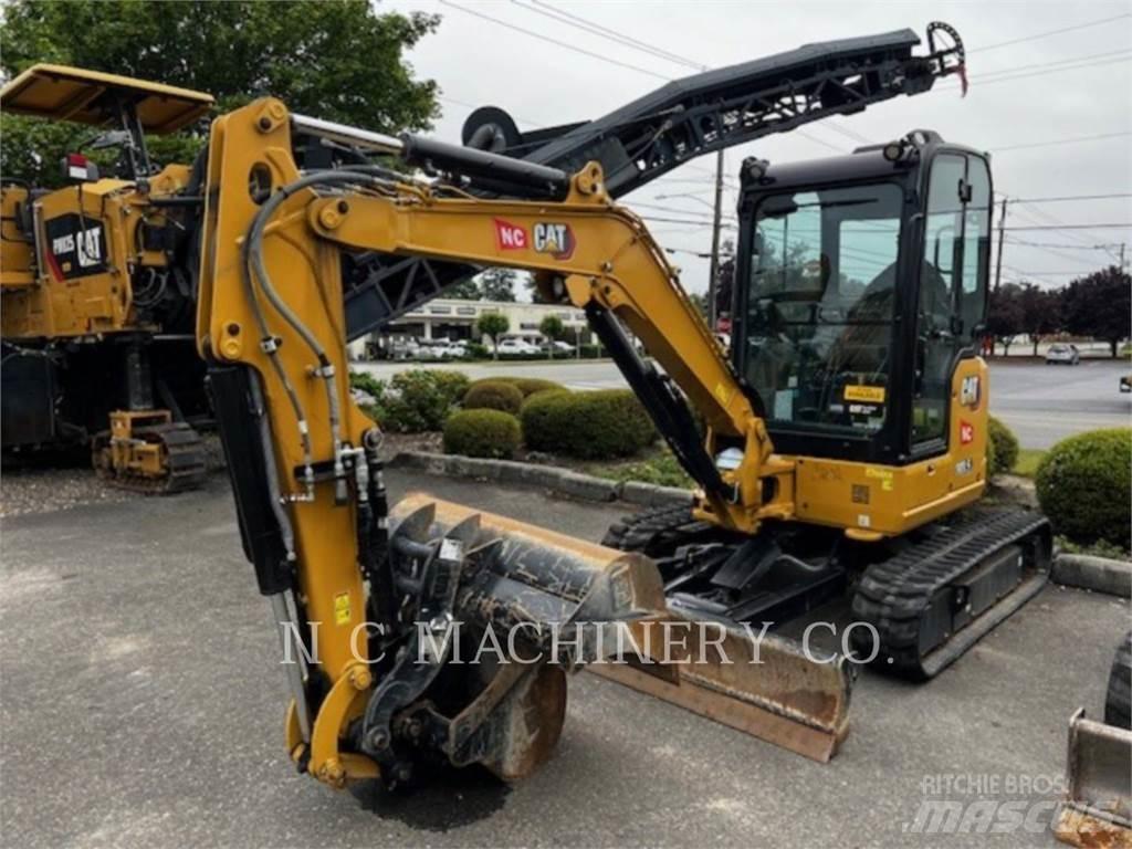 CAT 303.5 CRCB Pelle sur chenilles