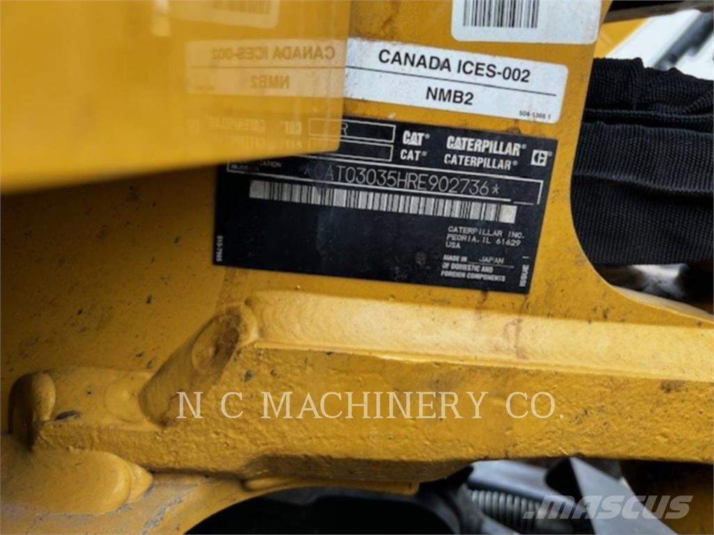 CAT 303.5 CRCB Pelle sur chenilles