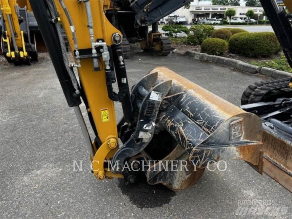 CAT 303.5 CRCB Pelle sur chenilles