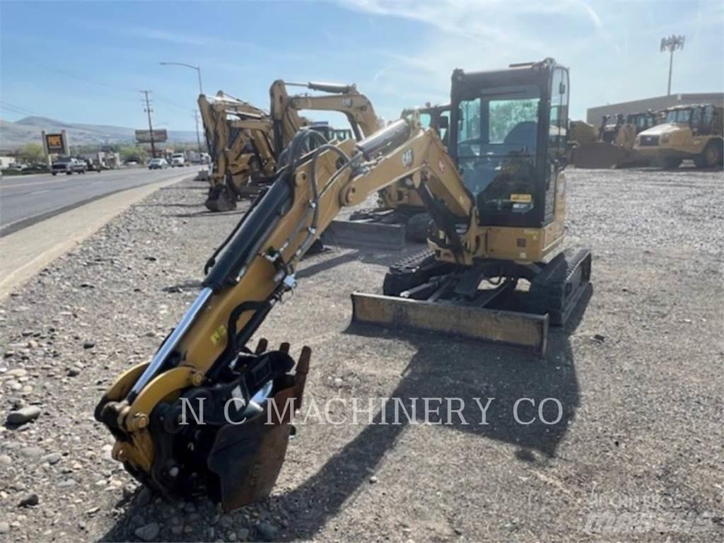 CAT 303.5 CRCB Pelle sur chenilles
