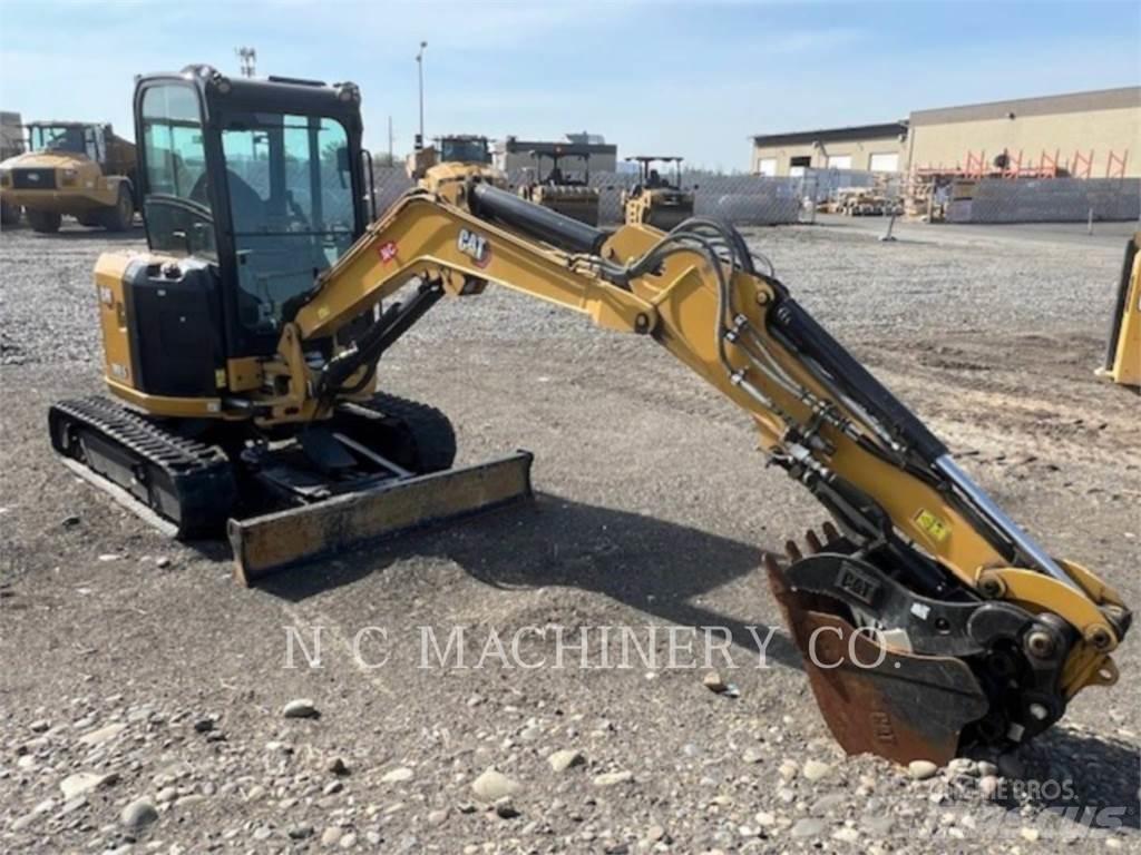 CAT 303.5 CRCB Pelle sur chenilles