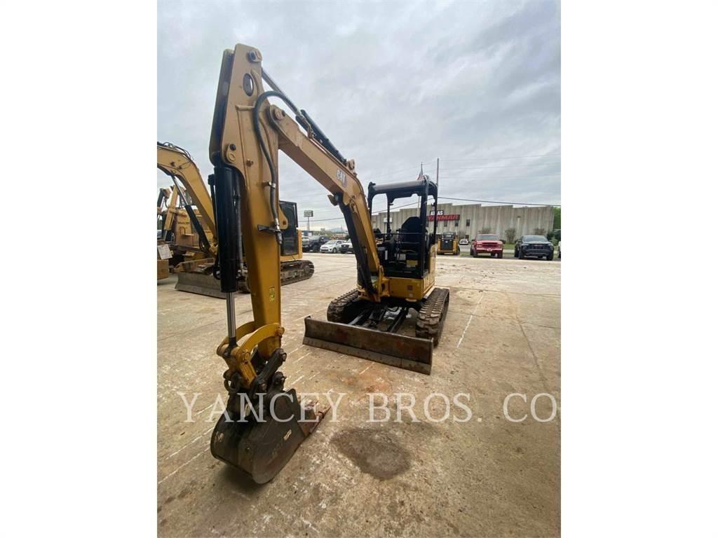 CAT 303.507CR Pelle sur chenilles