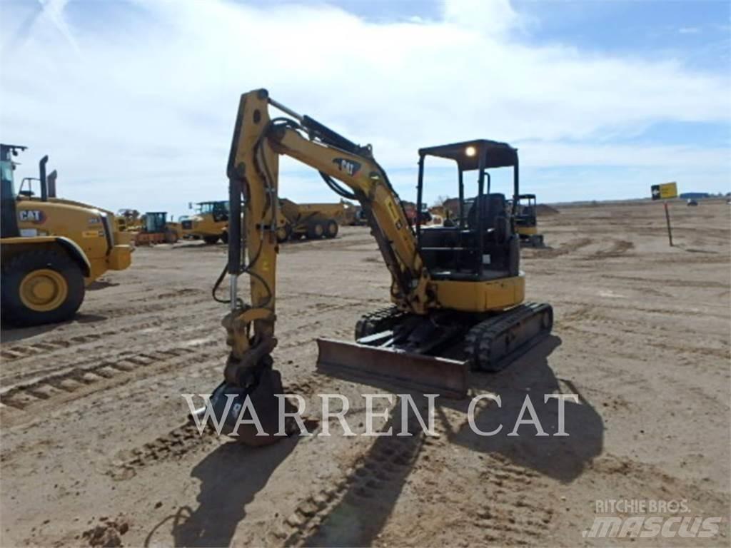 CAT 303.5E2 Pelle sur chenilles