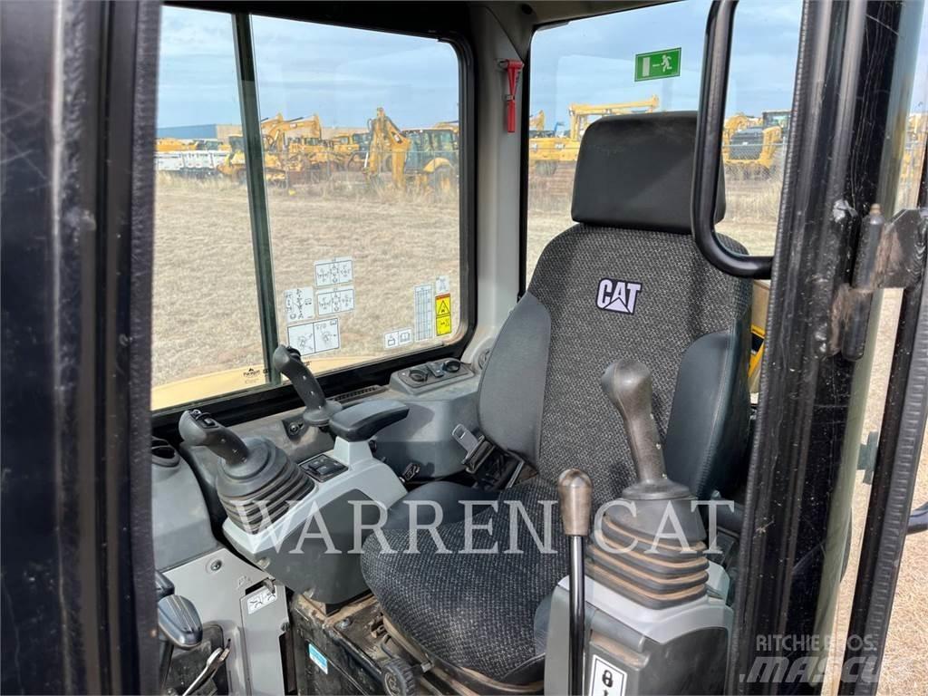 CAT 303.5E2 Pelle sur chenilles