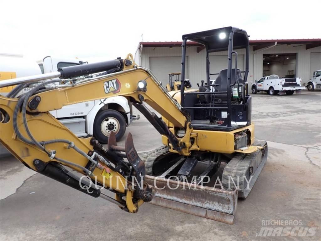 CAT 303.5E2 Pelle sur chenilles