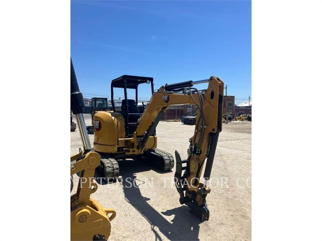 CAT 303.5E2 Pelle sur chenilles