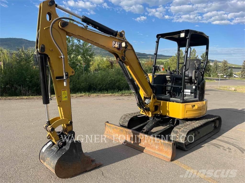 CAT 303.5E2 Pelle sur chenilles
