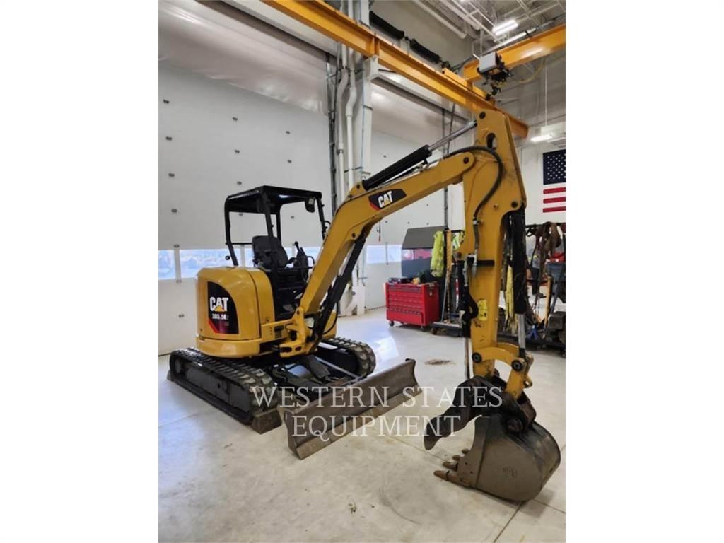 CAT 303.5E2 Pelle sur chenilles