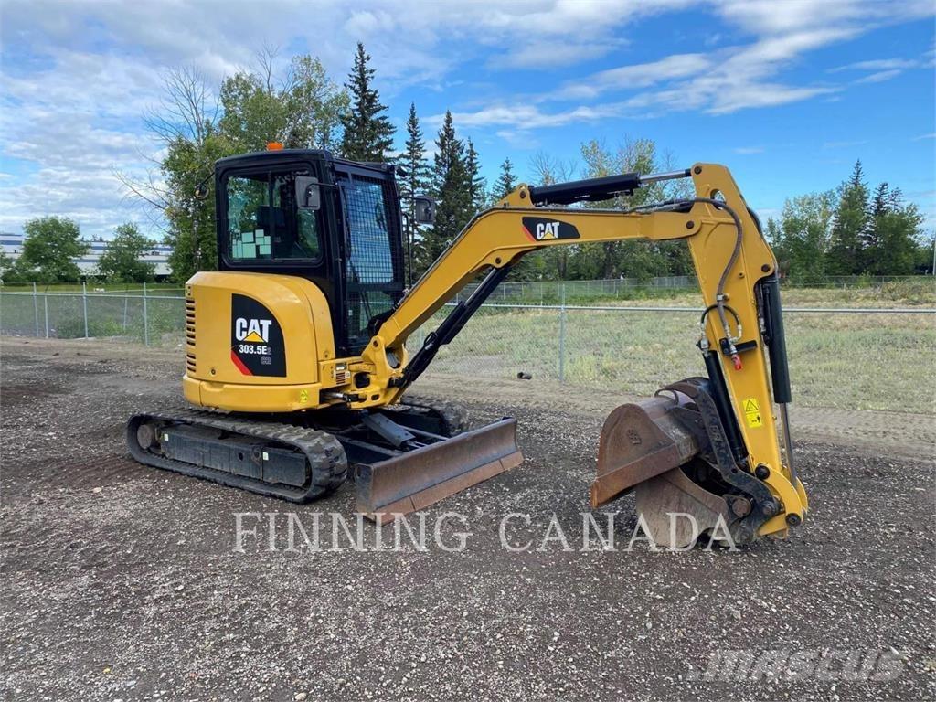 CAT 303.5E2 Pelle sur chenilles