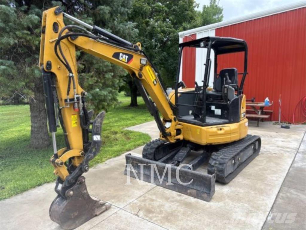 CAT 303.5E2 Pelle sur chenilles