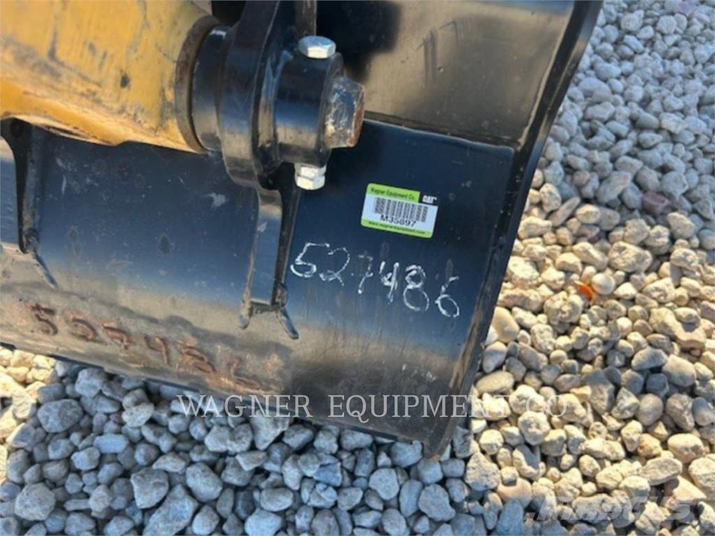 CAT 303.5E2 Pelle sur chenilles