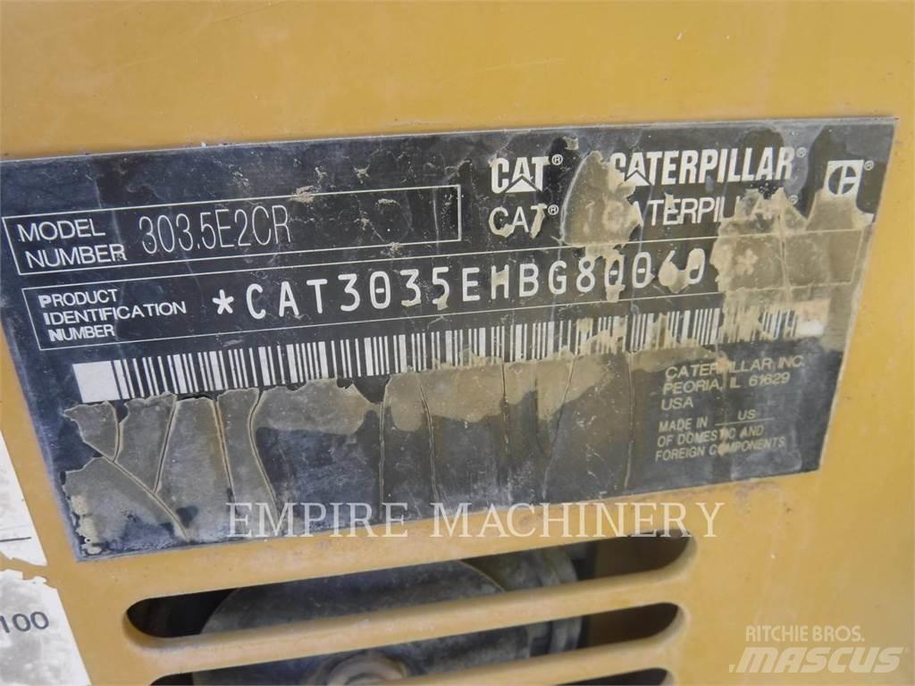 CAT 303.5E2CR Pelle sur chenilles