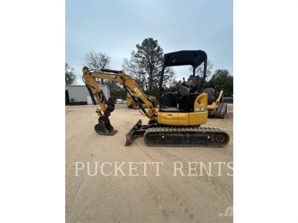 CAT 303.5E2CR Pelle sur chenilles
